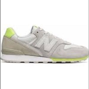 New Balance Classic Retro 696 Sneakers ⚡️